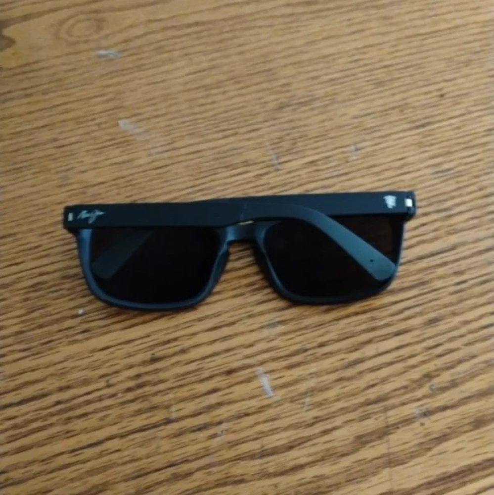 Mayi Jim/Manchester United- South Swell Sunglasses